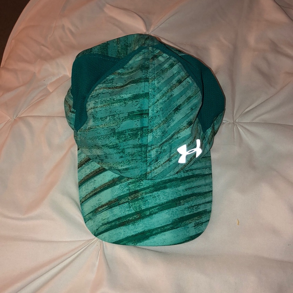 Green, reflective UA hat